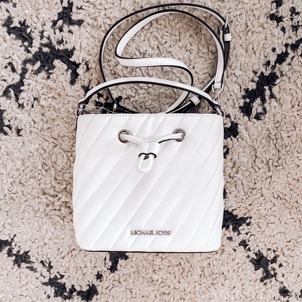 NWT Michael Kors Suri White Purse